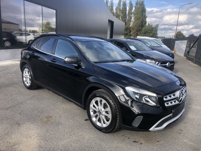 Mercedes GLA200