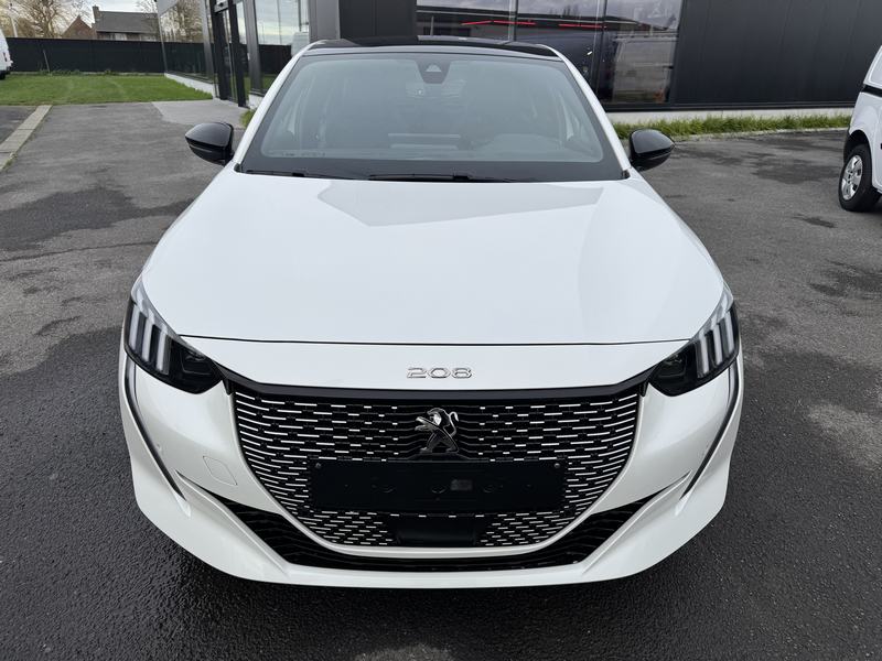 Peugeot 208 E GT line 