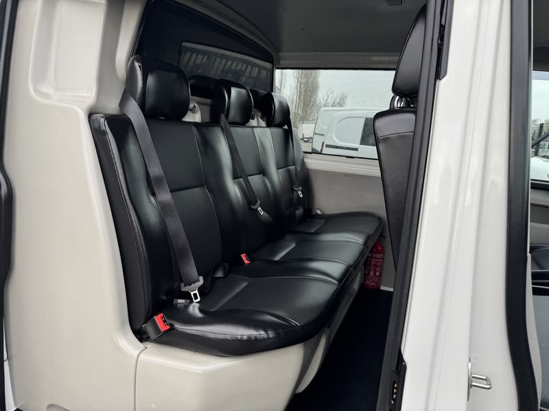 Volkswagen Transporter 6 plaatsen 